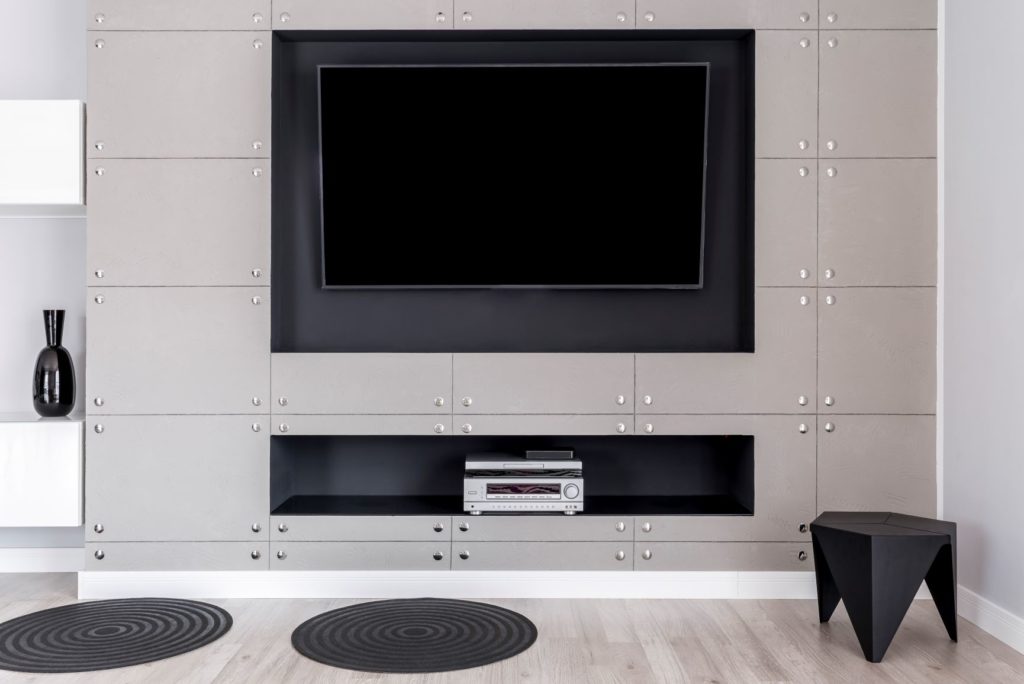 Which Kind Of TV Wall Mount Should I Get?